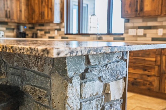interior space with tasteful backsplash