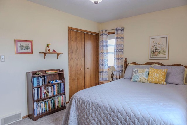19447 County Road 1, Morris, MN 56267 - carpeted bedroom featuring a closet and visible vents