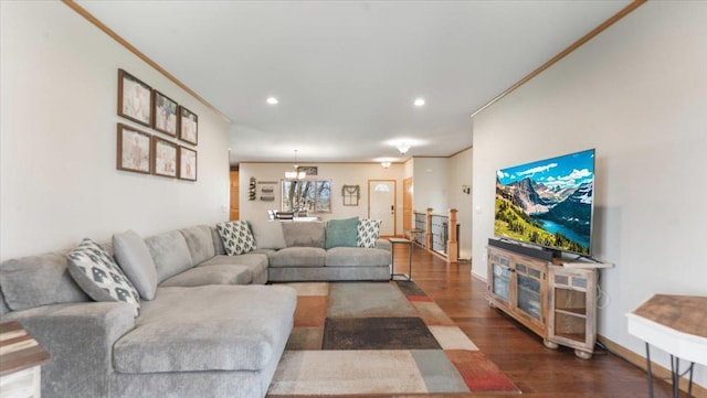 living area with recessed lighting, wood finished floors, and baseboards
