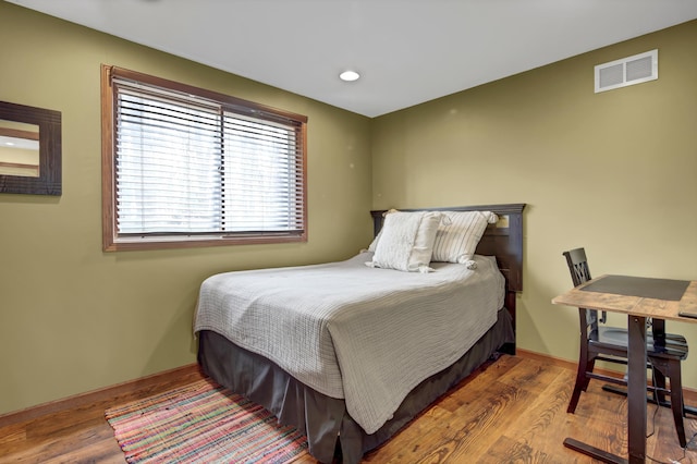 73466 318th Ave, Lake City, MN 55041 - bedroom featuring wood finished floors and recessed lighting