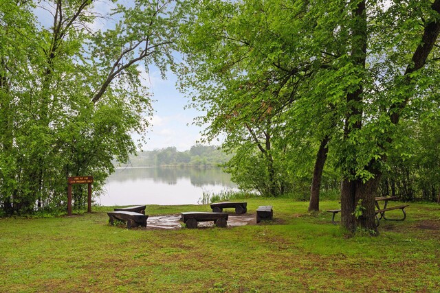 9110 Terra Verde Trl, Eden Prairie, MN 55347 - surrounding community featuring a water view and a lawn