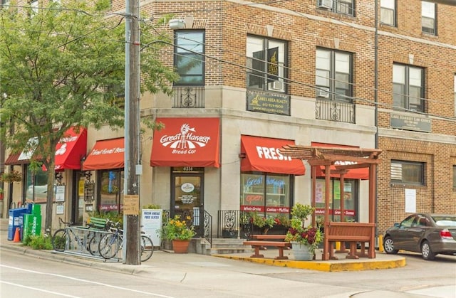 4360 France Ave S Unit 2, Edina, MN 55410 - view of building exterior