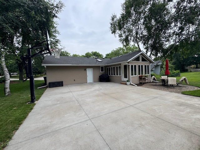 10382 Greyfield Ct, Eden Prairie, MN 55347 - photo 27