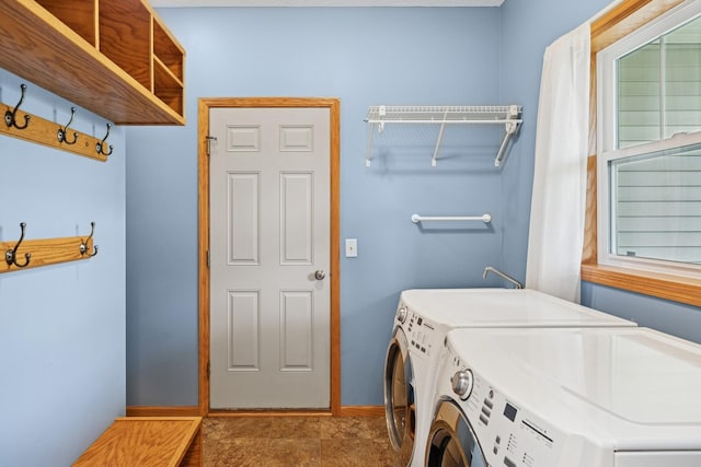 813 Quie Ln, Northfield, MN 55057 - washroom featuring washing machine and dryer and baseboards