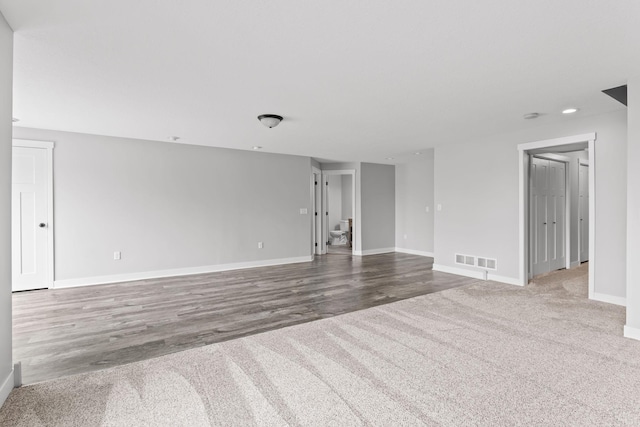 7387 Old Mill Rd, Centerville, MN 55038 - unfurnished room featuring wood finished floors and recessed lighting