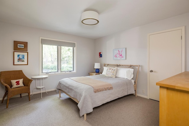 4721 Lake Harriet Pkwy, Minneapolis, MN 55419 - carpeted bedroom with baseboards