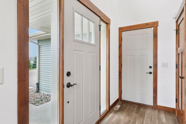 116 Wheat Field Ln, New Richmond, WI 54017 - entrance foyer with wood finished floors and baseboards