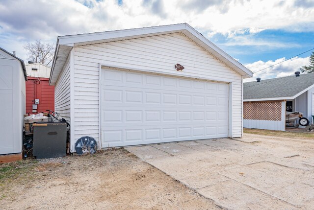 515 6th Ave, Grand Rapids, MN 55744 - view of detached garage