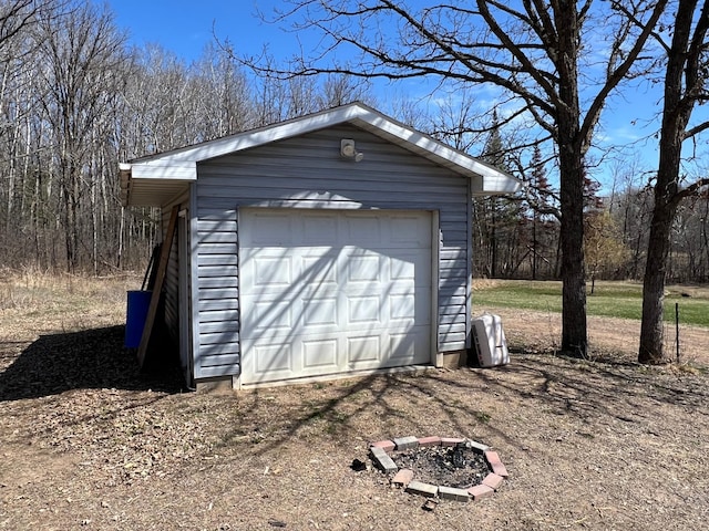 view of detached garage