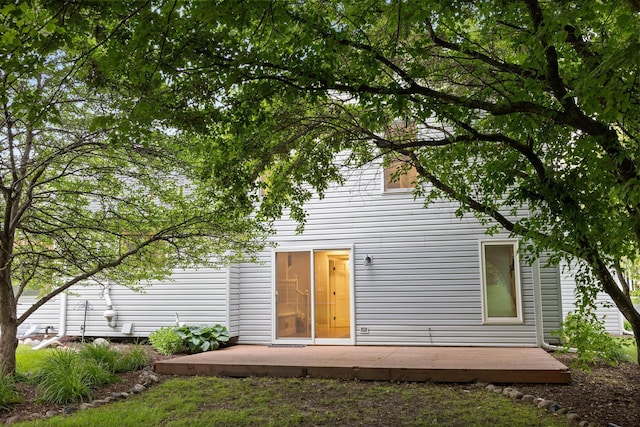 6360 Teton Ln, Chanhassen, MN 55317 - back of house featuring a patio