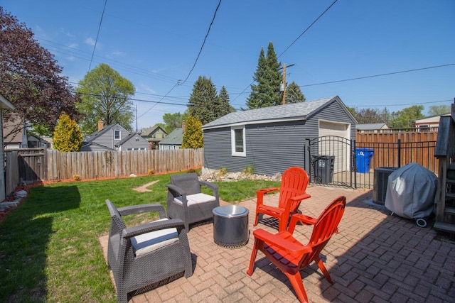 1449 Laurel Ave, Saint Paul, MN 55104 - view of patio featuring an outbuilding