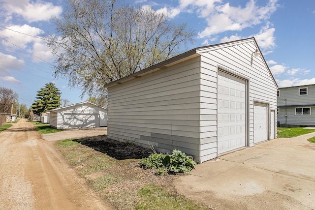 view of detached garage