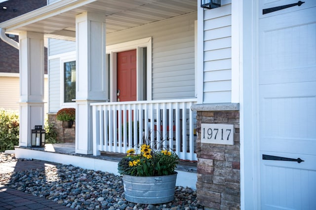 19717 Hazel Nut Ave, Lakeville, MN 55044 - property entrance featuring covered porch