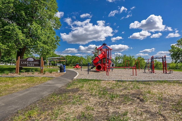344 Barker St, Hastings, MN 55033 - view of community jungle gym