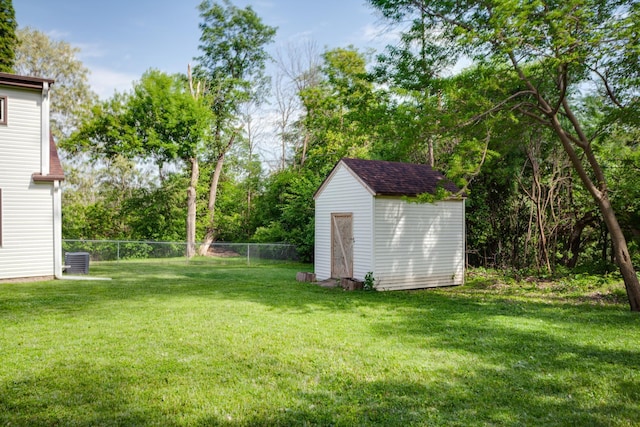 5371 Hugo Rd, White Bear Twp, MN 55110 - view of yard featuring cooling unit and view of scattered trees