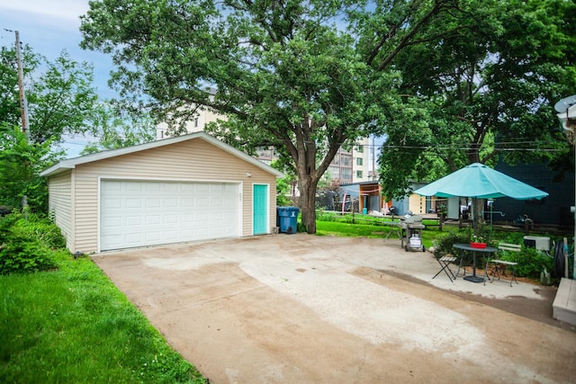 4830 29th Ave S, Minneapolis, MN 55417 - view of detached garage