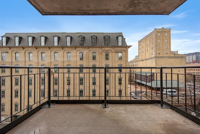 401 1st St Unit 401, Minneapolis, MN 55401 - view of balcony
