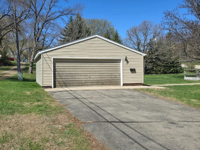 view of detached garage
