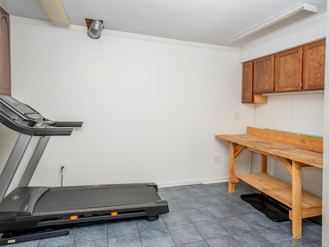 2415 Edgerton St, Little Canada, MN 55117 - workout room featuring tile patterned floors