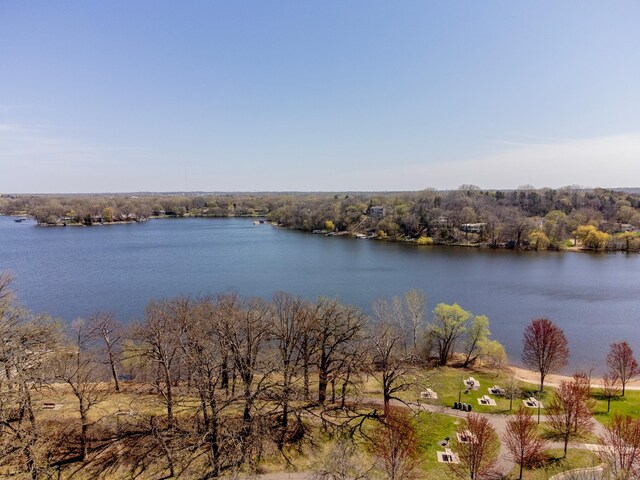 2415 Edgerton St, Little Canada, MN 55117 - water view