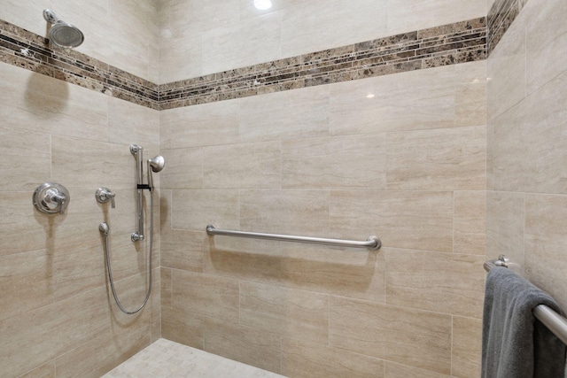 1360 Skyline Dr, Golden Valley, MN 55422 - full bath with tiled shower