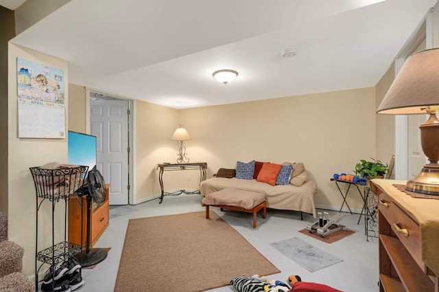 1100 Summit Ave, Saint Paul Park, MN 55071 - living room featuring baseboards