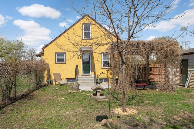 1100 Summit Ave, Saint Paul Park, MN 55071 - view of front of property with entry steps and stucco siding