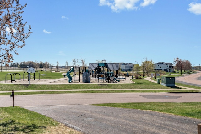 community play area with a yard