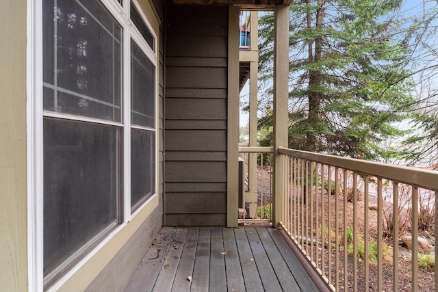 2530 34th St Unit 111, Minneapolis, MN 55406 - view of wooden deck