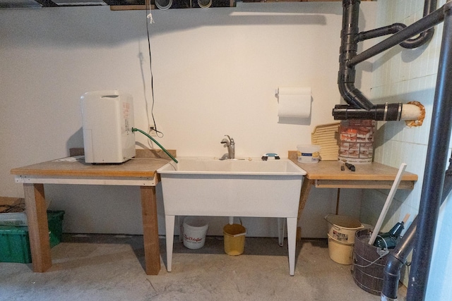 washroom featuring a sink