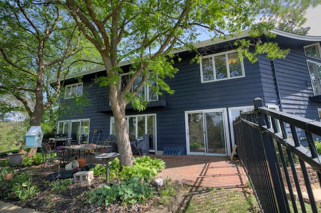 1224 Tee Up Ln, Red Wing, MN 55066 - rear view of house with a patio area