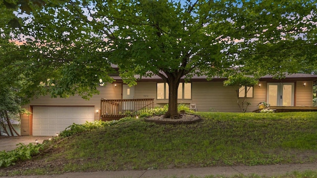7872 142nd St W, Apple Valley, MN 55124 - view of front of house with driveway and a garage