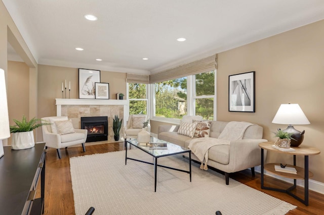 17001 The Strand, Minnetonka, MN 55345 - living room featuring wood finished floors, a fireplace, recessed lighting, and baseboards