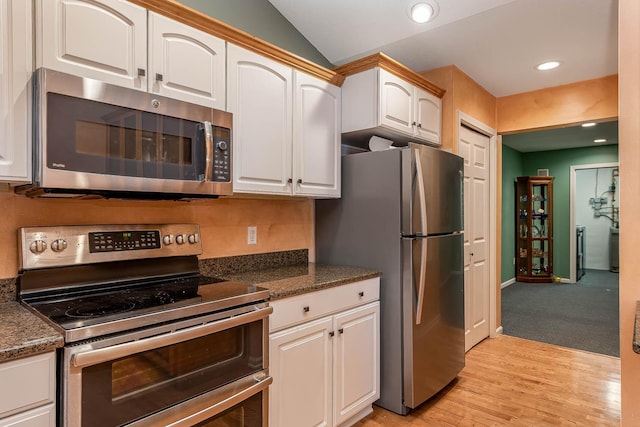 267 Plum Run, Le Sueur, MN 56058 - kitchen featuring light wood finished floors, stainless steel appliances, recessed lighting, and white cabinetry