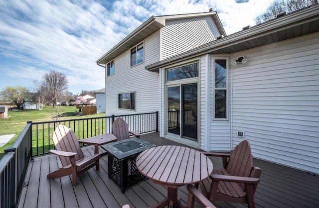 19288 Evenston Dr, Farmington, MN 55024 - deck featuring a lawn