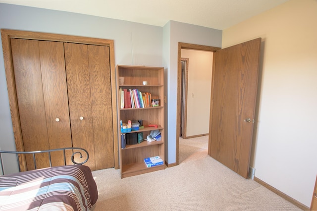 36 Ben Nevis Ln, Waite Park, MN 56387 - carpeted bedroom featuring baseboards and a closet