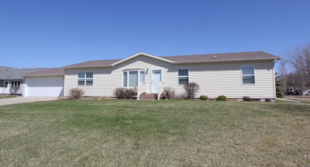 932 Spruce Ave S, Thief River Falls, MN 56701 - single story home with a garage, a front lawn, and driveway