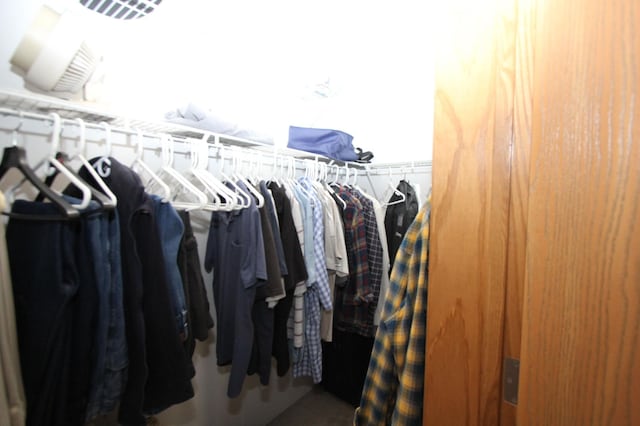 932 Spruce Ave S, Thief River Falls, MN 56701 - view of spacious closet