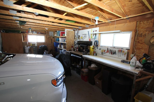 932 Spruce Ave S, Thief River Falls, MN 56701 - below grade area with a workshop area