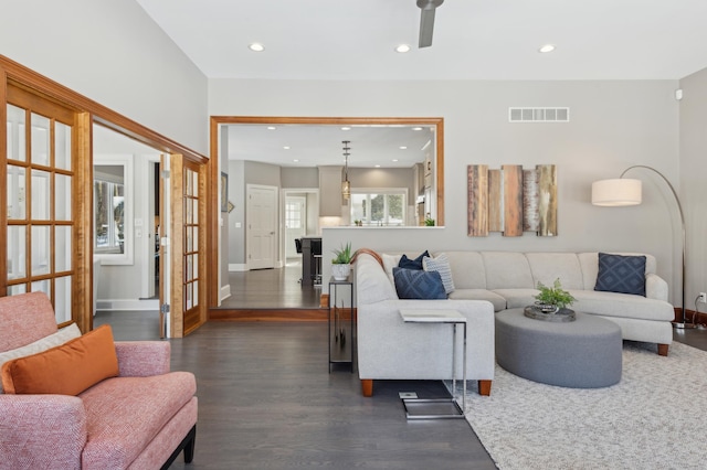 2454 Crowne Hill Rd, Minnetonka, MN 55305 - living area featuring visible vents, baseboards, dark wood-style floors, recessed lighting, and a ceiling fan