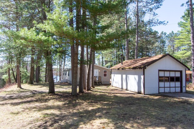 view of detached garage