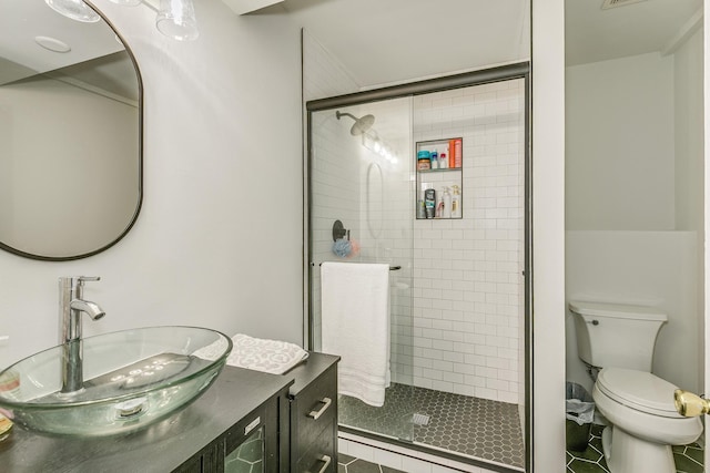 720 Mercury Dr W, Shoreview, MN 55126 - full bathroom featuring a stall shower and vanity