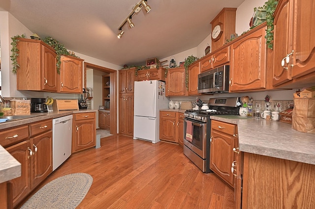 38922 Christie Ln, Cohasset, MN 55721 - photo 9