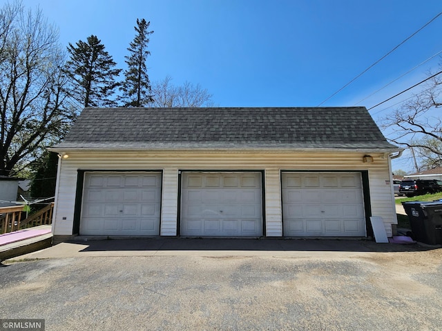 view of detached garage