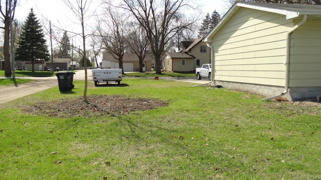 101 5th St, Cyrus, MN 56323 - view of yard