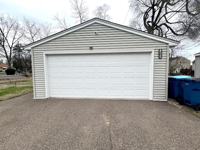 view of detached garage