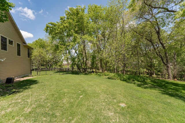 1315 Wicklow Ln SW, Rochester, MN 55902 - view of yard