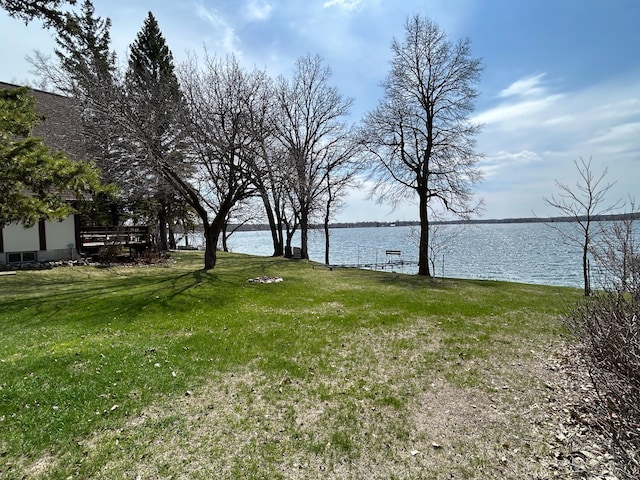 view of yard with a water view