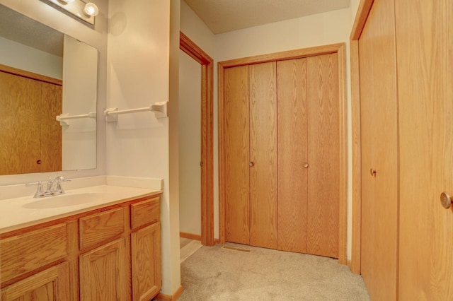 1870 Southpointe Ter Unit W1870, Eagan, MN 55122 - bathroom featuring vanity