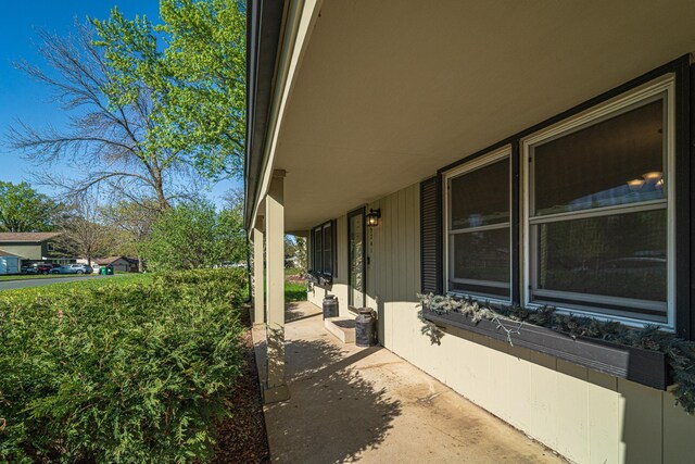 13241 Humboldt Ave S, Burnsville, MN 55337 - view of patio / terrace